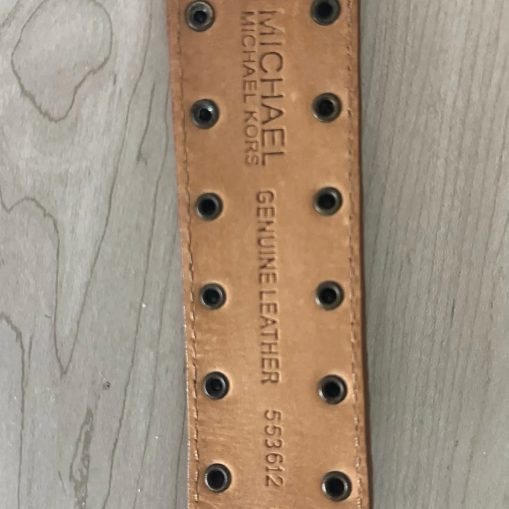 Michael Kors Chunky Tan Leather & Suede Belt with Gold Hardware M/L - Picture 6 of 7